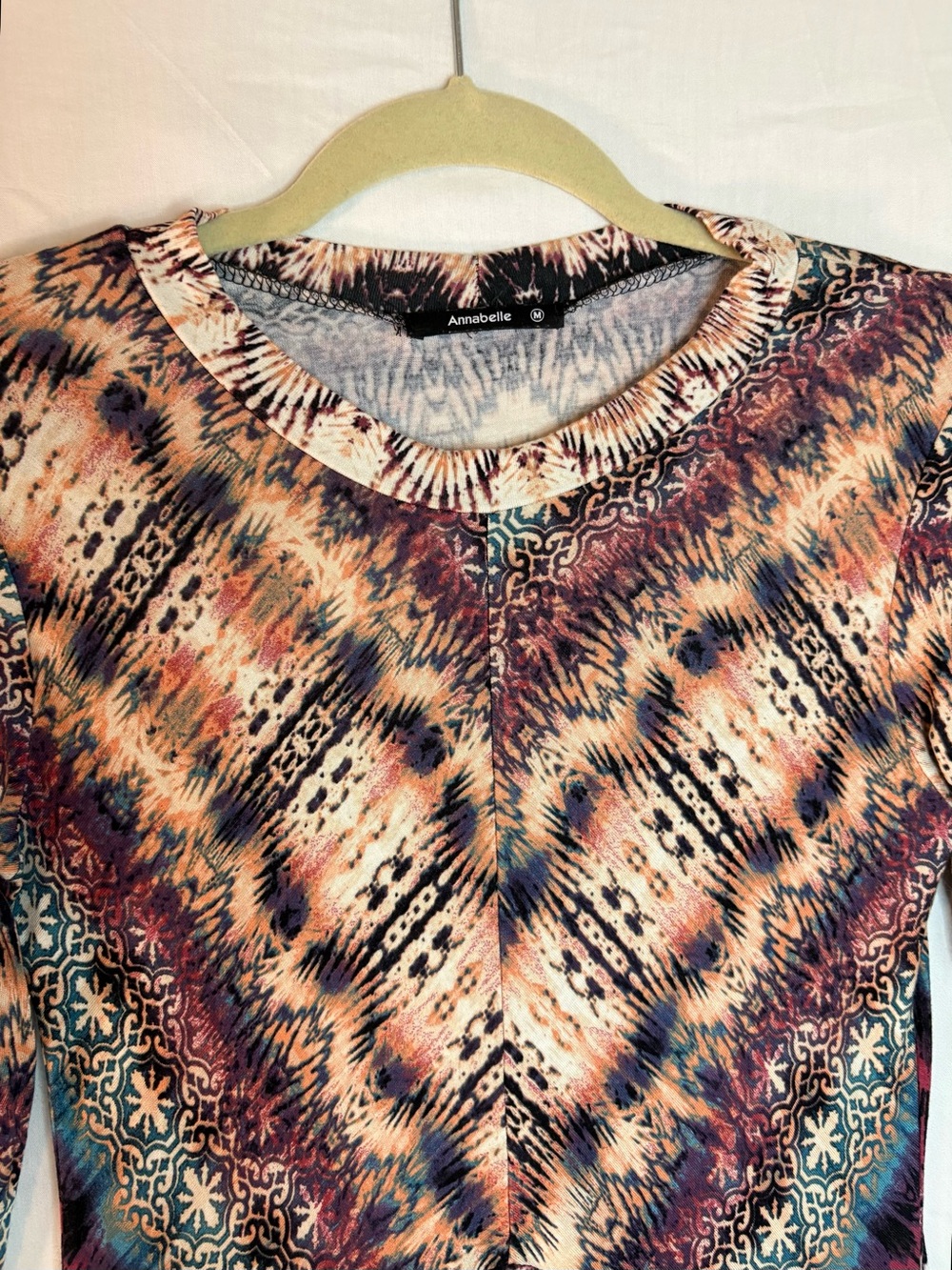 Women's Medium Multi-Southwest Aztec print Crew Neck half-sleeve dress